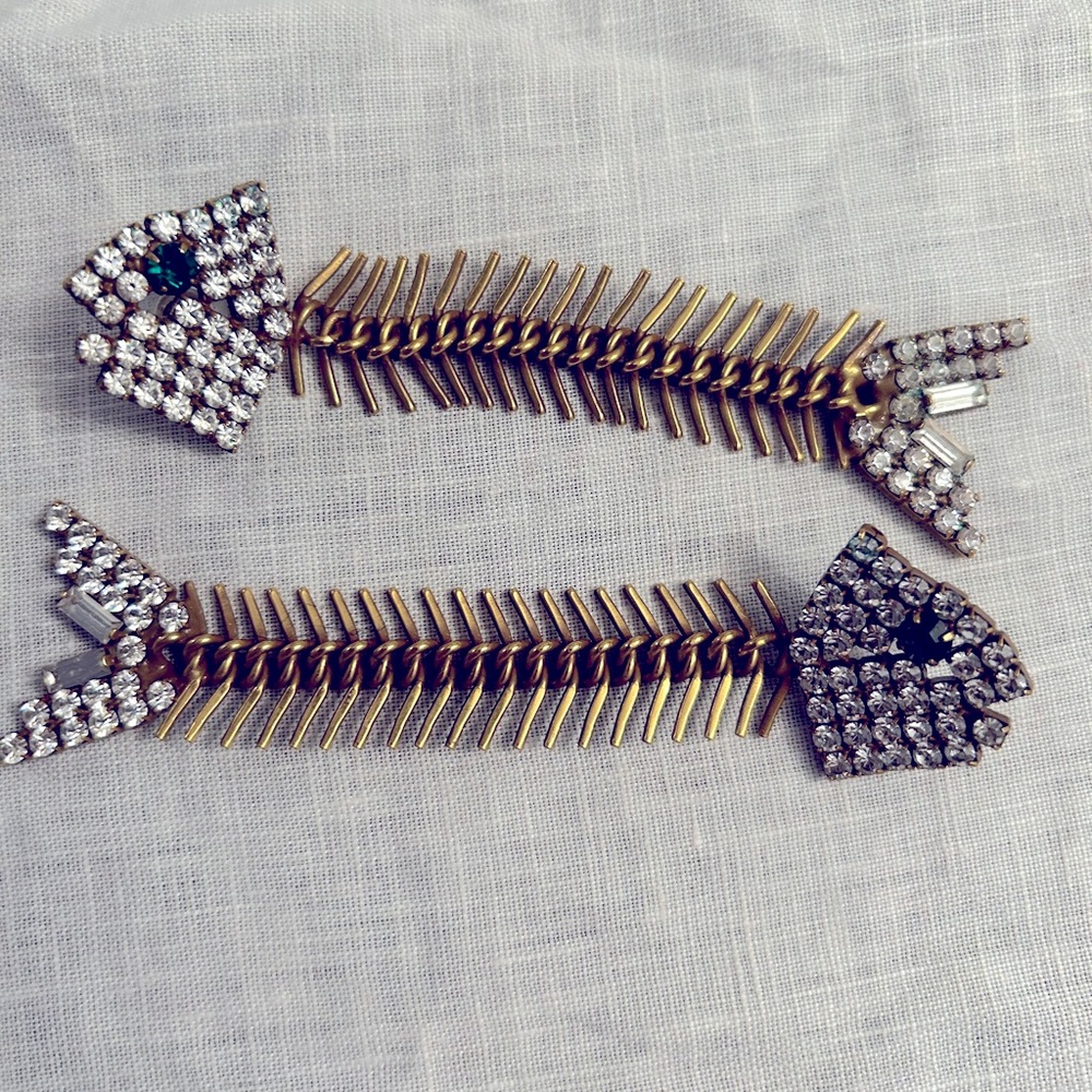DEEPA GURNANI fishbone statement earrings